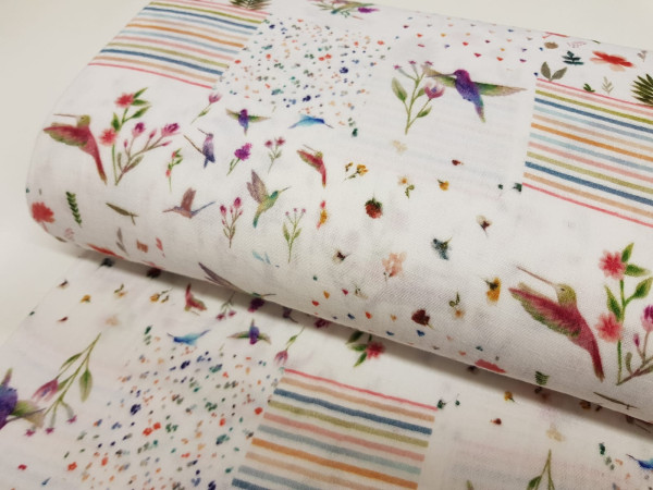 TETRA tkanina, dvoslojna- patchwork kombinacija ptički in črte na off white osnovi