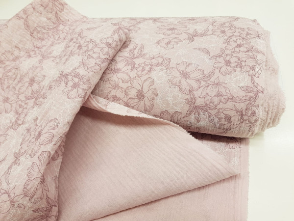 TETRA tkanina, dvoslojna- večje bele in vijola rože, na umazano roza osnovi