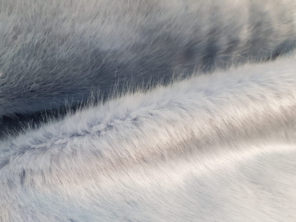 Umetno krzno-ledeno modra barva, 2cm dlake