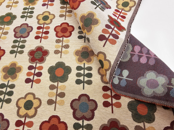 Dekor gobelin - pisane večje marjetice na steblu, ZADNJI KOS