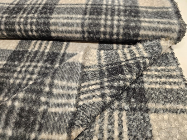 Bukle za plašč, UNIKAT- karo vzorec