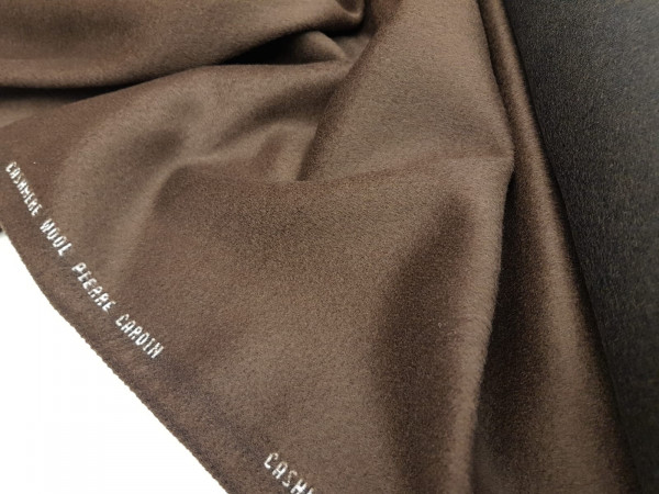 Woolen velour with cashmere-brown